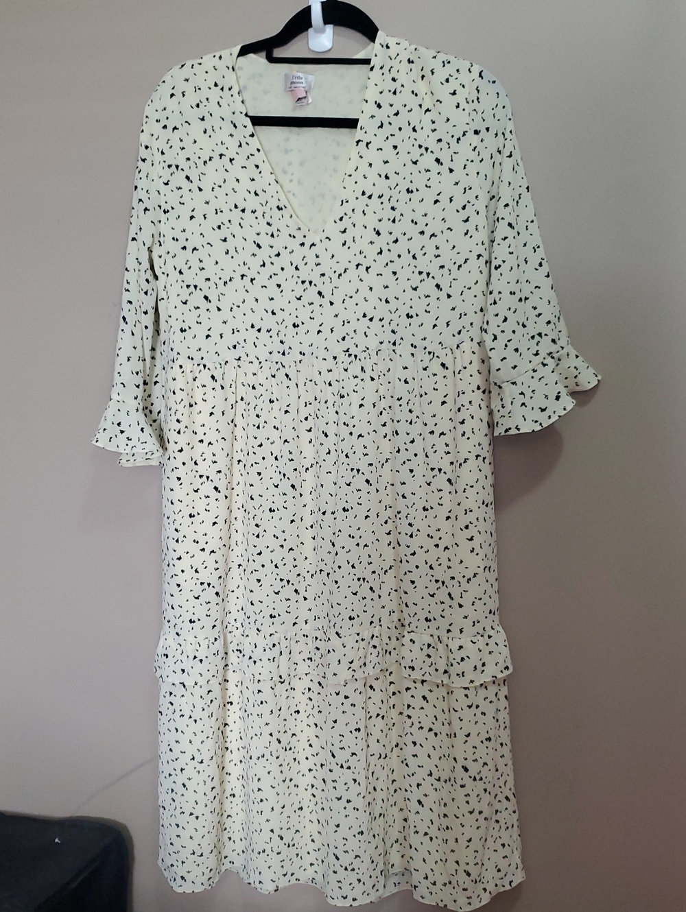 Little Moon Spritz From Aritizia Cream Dress with Black Speckle Print Size Xxs